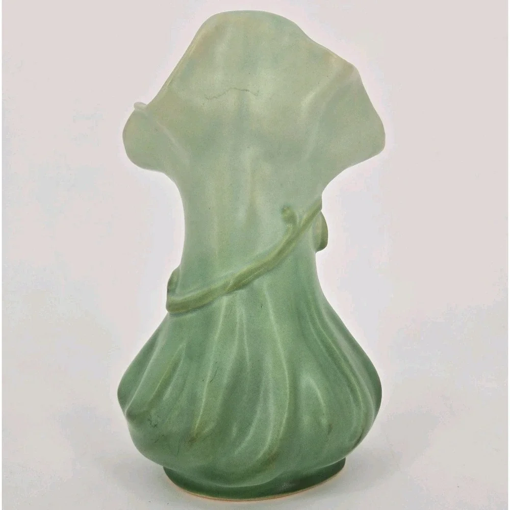 Vintage Weller Gloria G-22 Vase Matte Green Floral Ruffled Rim 1930s 8 Inches OH
